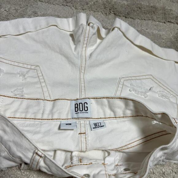 Urban Outfitters BDG Mom Short - Picture 4 of 4
